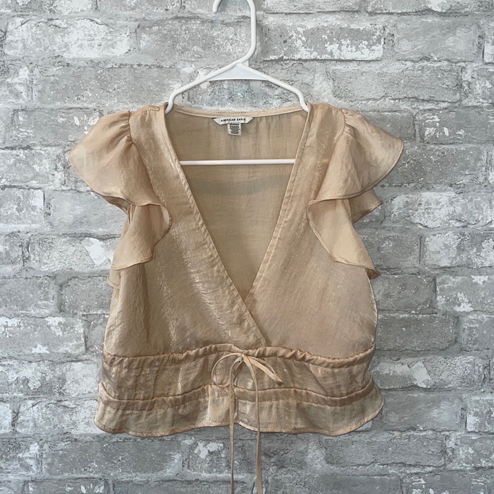 American Eagle ruffle top
